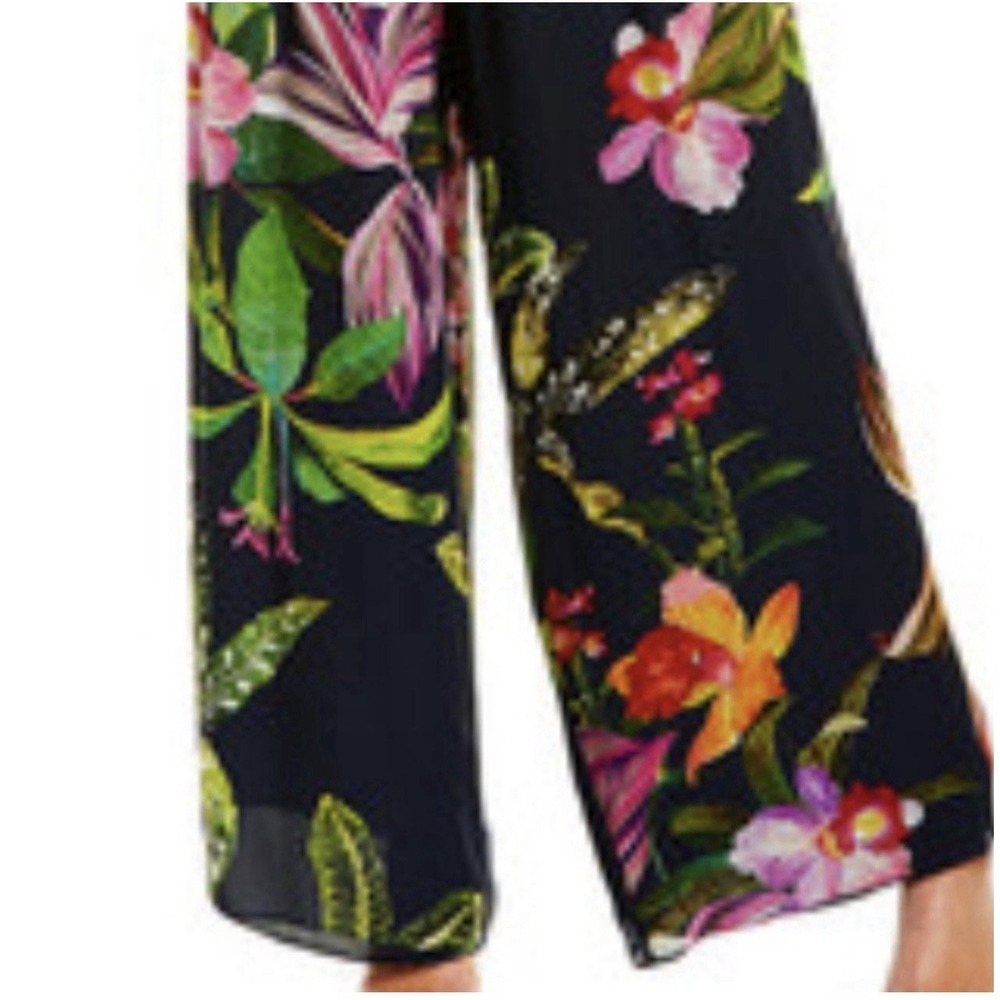 Trina Turk 100% Silk Jumpsuit M Tropical Floral Halter Gold Chain Wedding Guest - Picture 3 of 8
